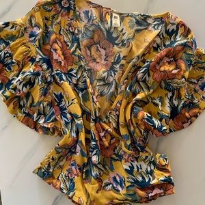 Blue & Yellow Crop Shirt!